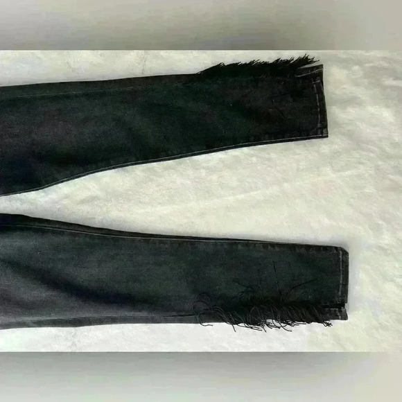 Levi’s High Waist fringe ankle Skinny Jeans - Picture 5 of 8